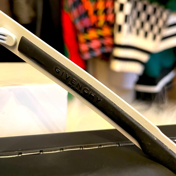 Givenchy Black and White GV7016/N/S Sunglasses - Picture 2 of 4